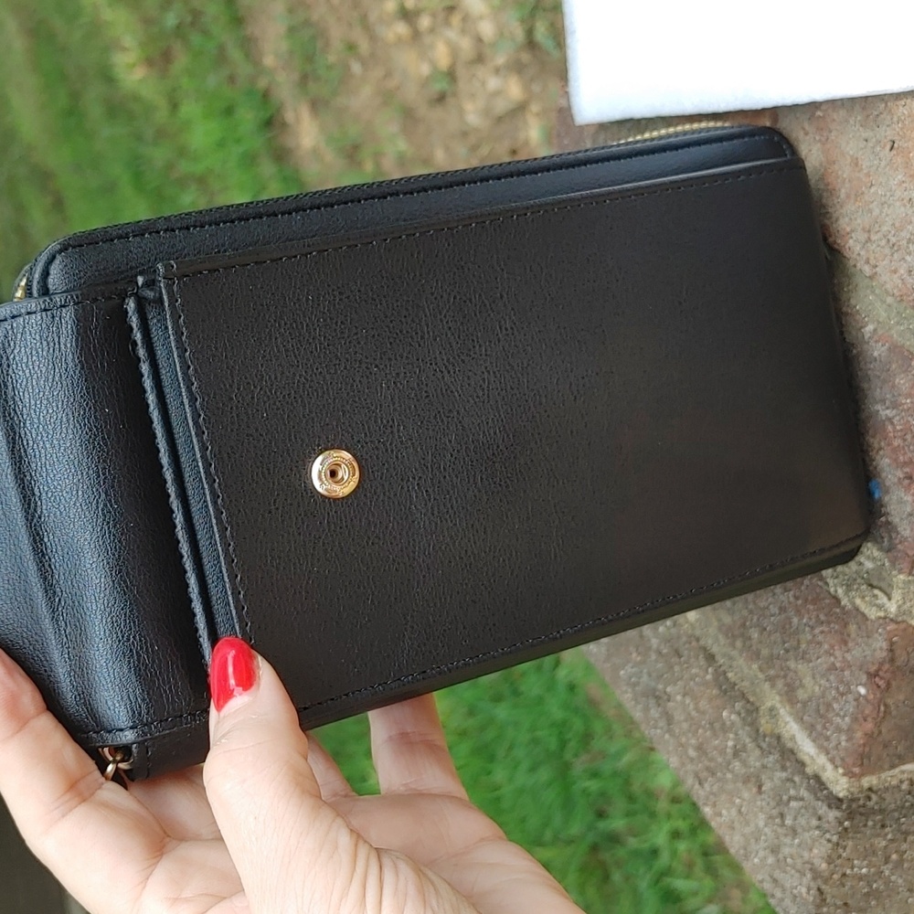 STL Clutch Wallet Crossbody - Picture 6 of 11